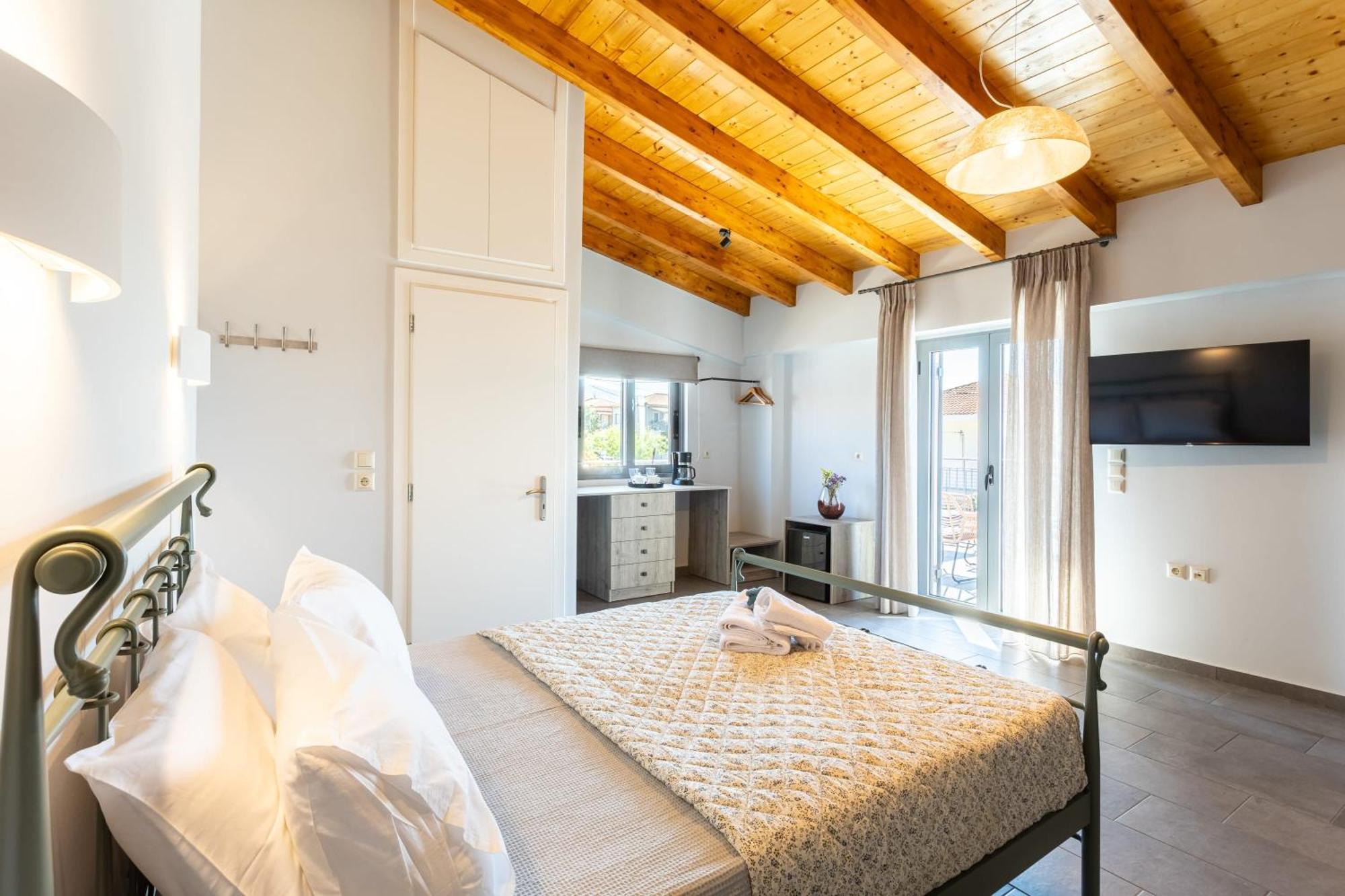 Petrino Serene Nests - Bright Getaways Kakovatos Extérieur photo